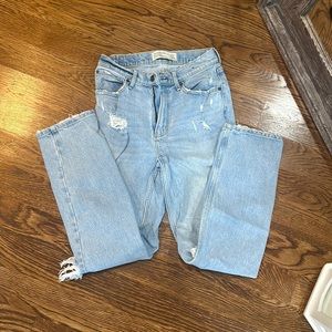 abercrombie HR dad jeans